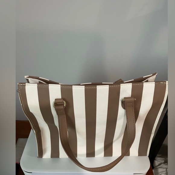 Betsey johnson bag light pink with white and brown - Picture 2 of 5